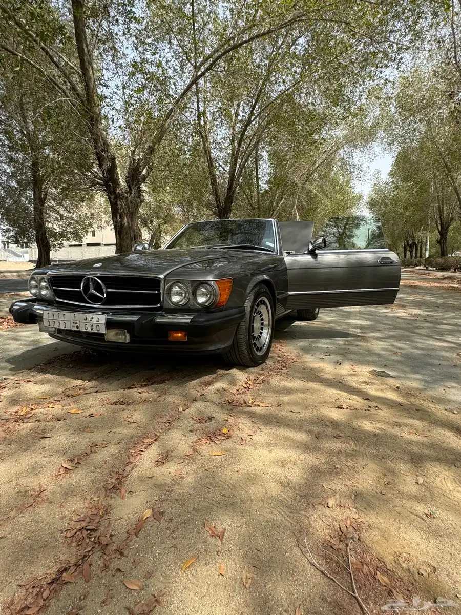 Mercedes 560 SL مرسيدس 1