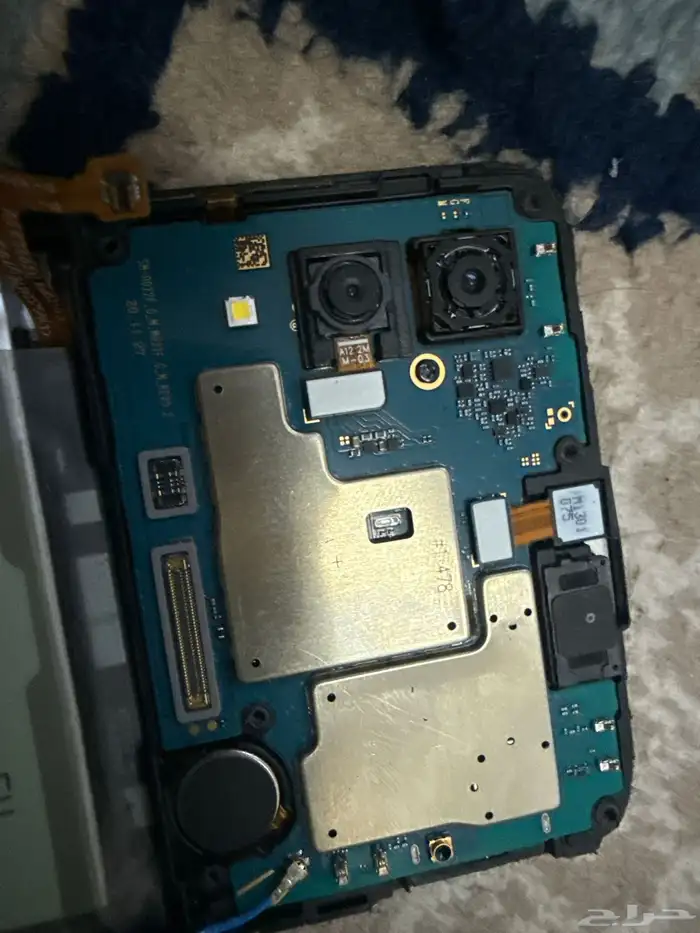 the phone is dead but it good for parts like the motherboar 2