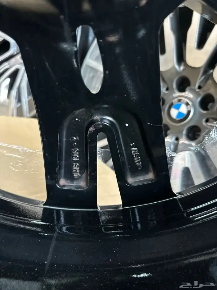 جنوط BMW 2024 i735 اصلي وكآله شد بلد مقاس 21 13