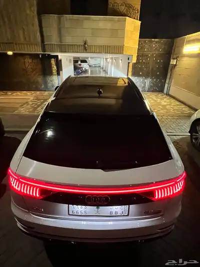 اودي Q8 اعلى فئة 2019 0