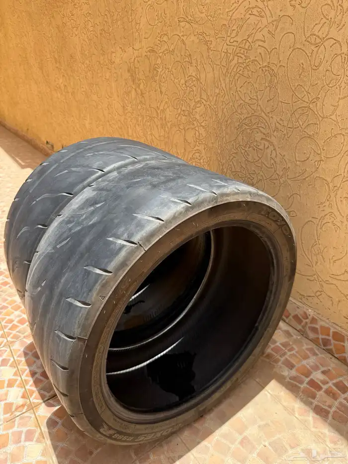 سيمي سليك تويو R888R مستعمله 2