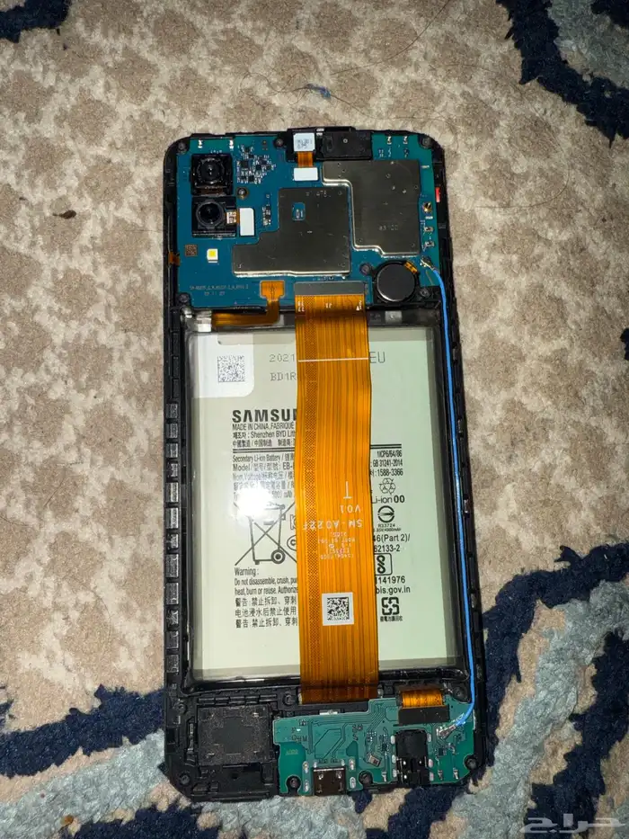 the phone is dead but it good for parts like the motherboar 0