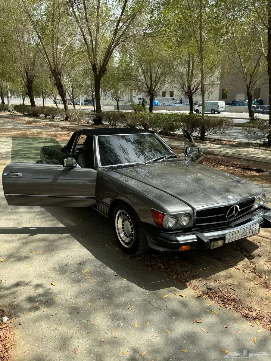 Mercedes 560 SL مرسيدس 0