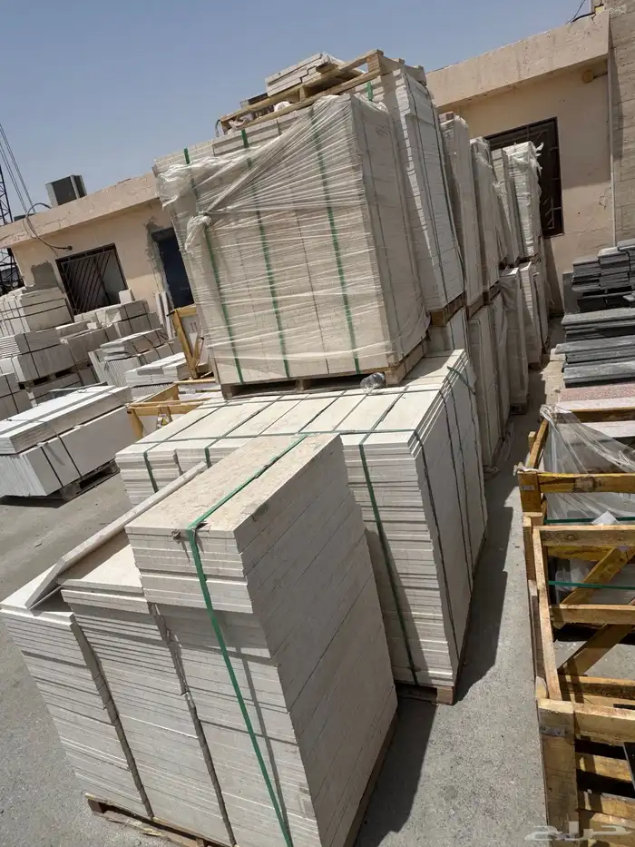 توريد رخام وبرسلين درجه اولي مشاريع 18