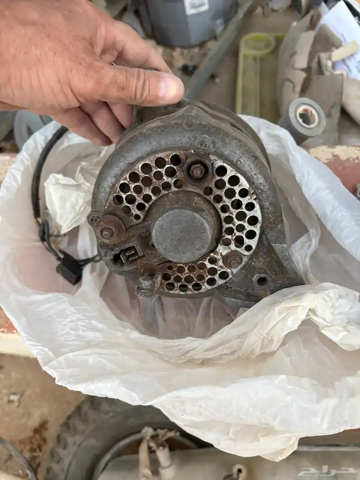 قطع غيار فورد 2002 وجيب تويوتا ربع 6
