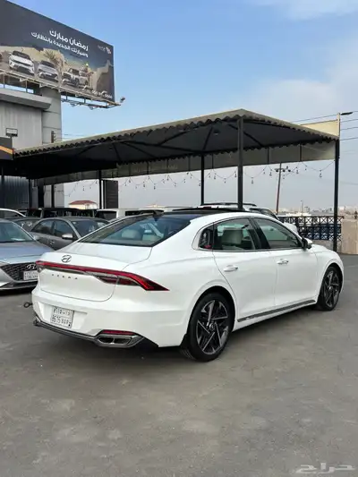 هونداي أزيرا 2022 8