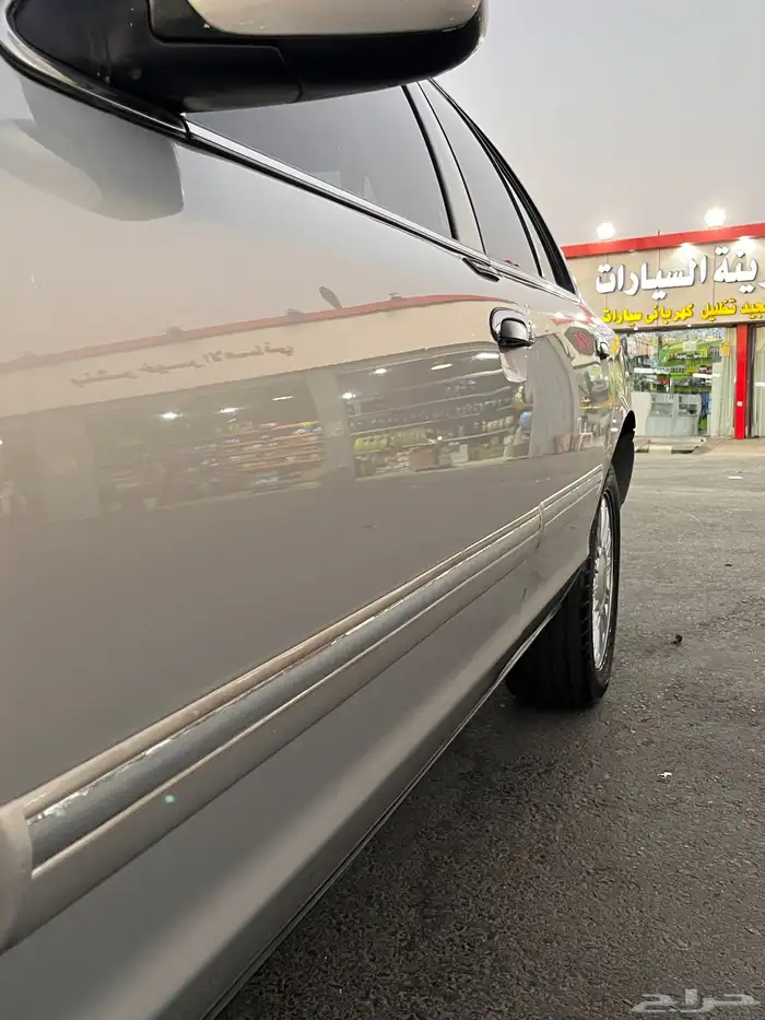 فورد جراند ماركيز 2010 6