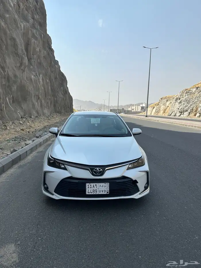 كورولا موديل 2022 للبيع 4