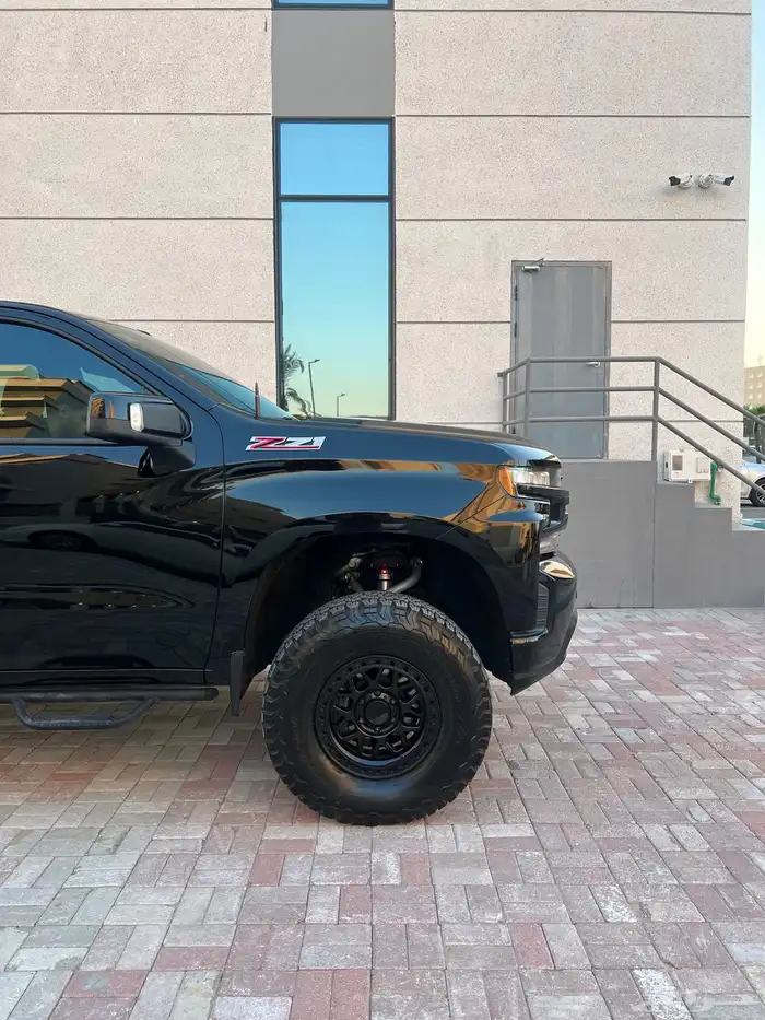 تم البيع Silverado z71 1
