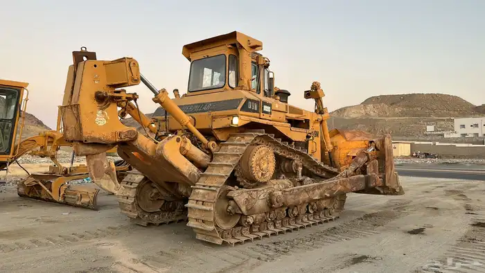 للبيع بالدوزر كتربلر D9N بطاقه جمرك 0