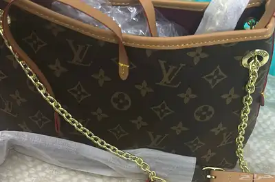 شنط ماركه درجه اولى 2