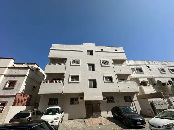 عمارة للبيع بحي الفيصلية مجددة ومؤجرة بعقود الكترونية 2
