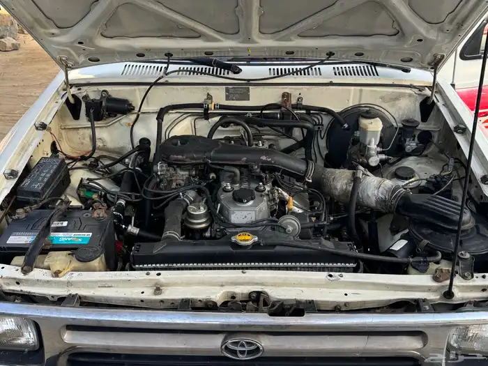 للبيع هايلوكس 95 GLX2 23