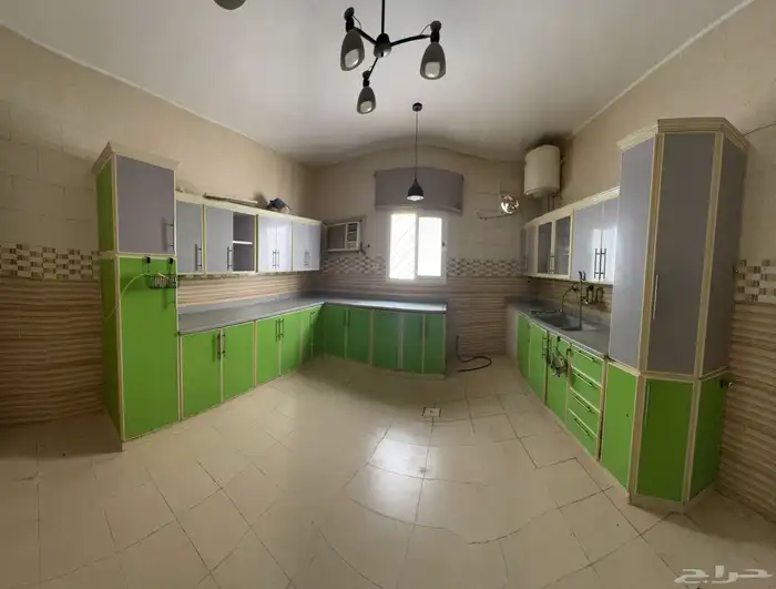 غرفة نوم ومطبخ 2