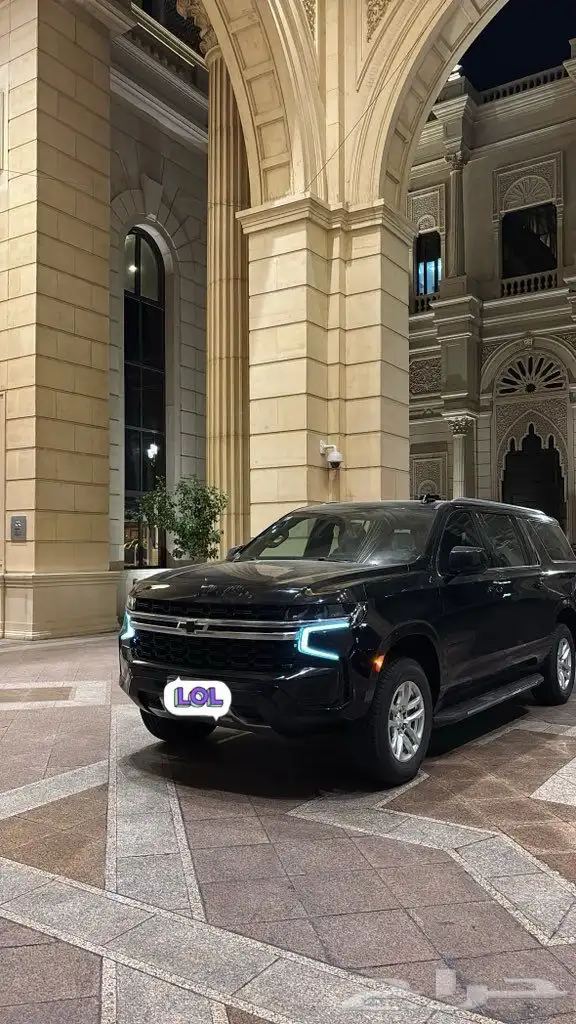 ايجار سيارات فخمة مع سائق شخصي باليوم او بالساعة 1
