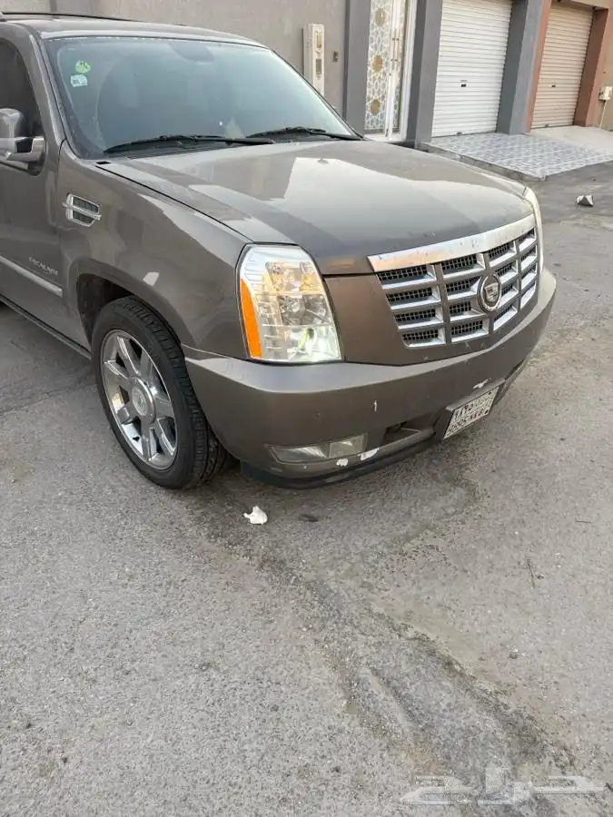 اسكاليد 2011 فل كامل 0