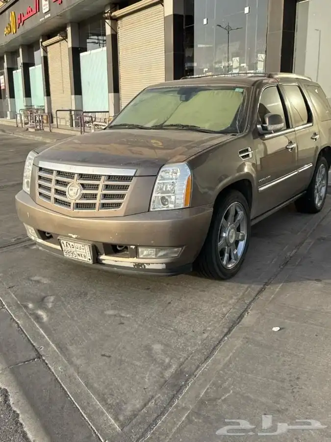 اسكاليد 2011 فل كامل 2
