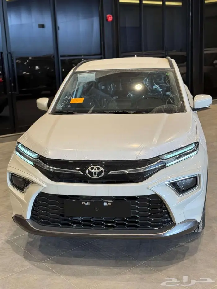 تويوتا اوربان كروزر استاندرد 2025 2