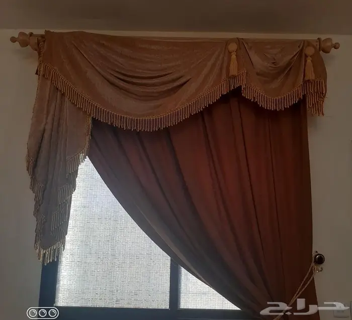 كنب كلاسيكي طقم ونصف مع ستاير في المجمعة 0