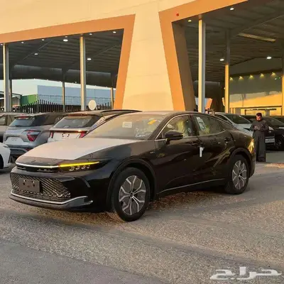 تويتا كراون 2025 CROWN PREMIUM كاش وتقسيط 2