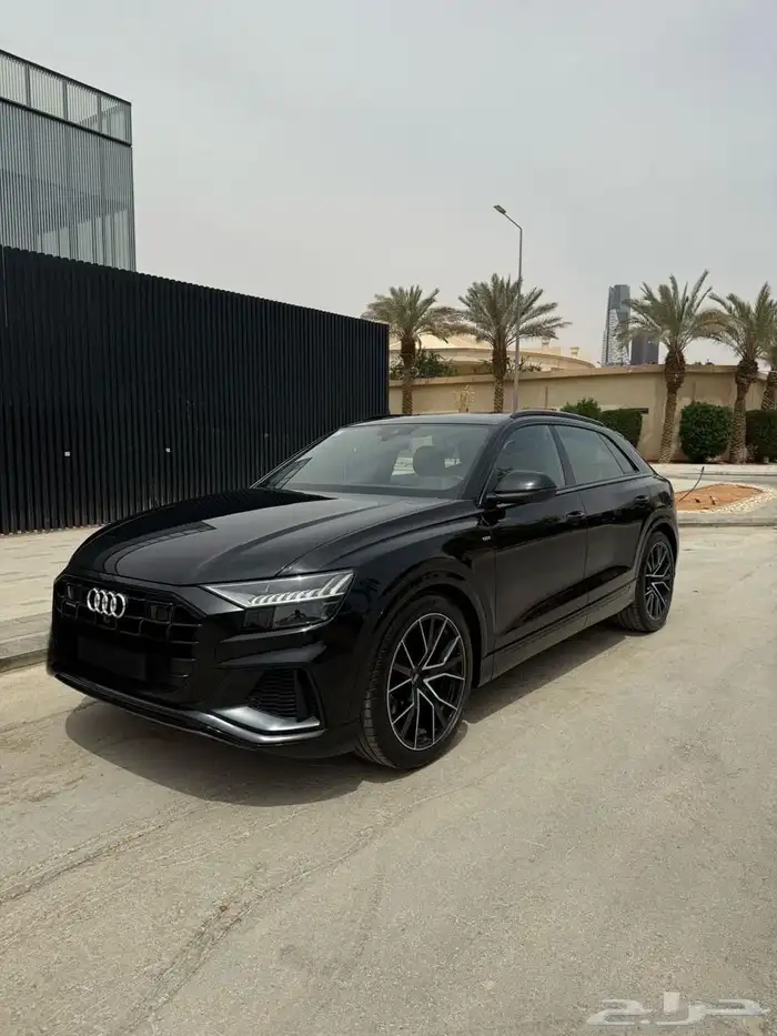 اودي Q8 s-line 0