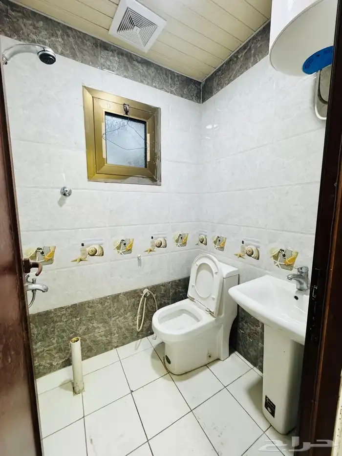 عمارة ايجار بالكامل حي طيبة 8