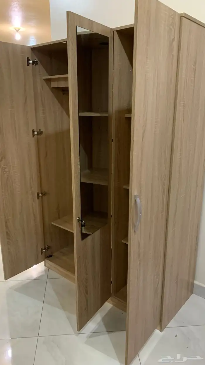 دولاب ملابس للبيع ضروري استعمال نظيف على السوم 4