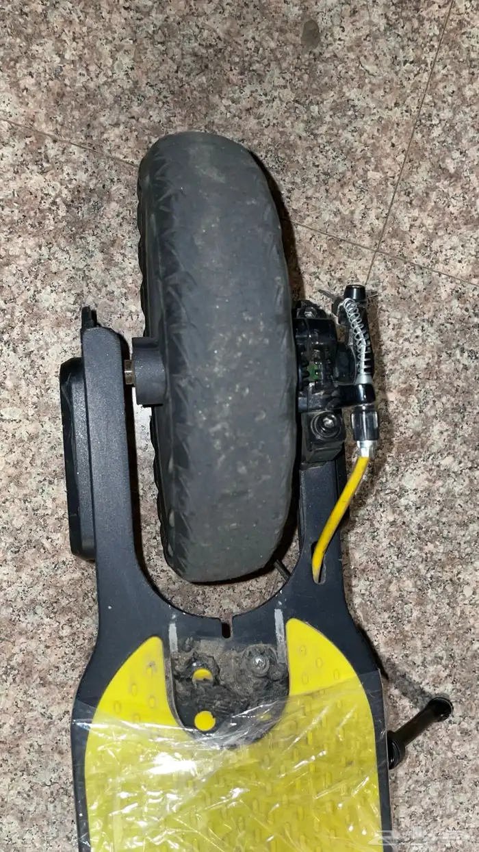 سكوتر شاومي شريته ب 900 ببيعه ب 600 0