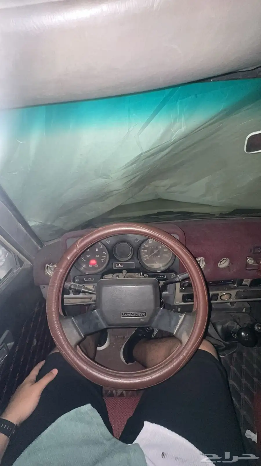 صالون لاندكروزر 4WD 8