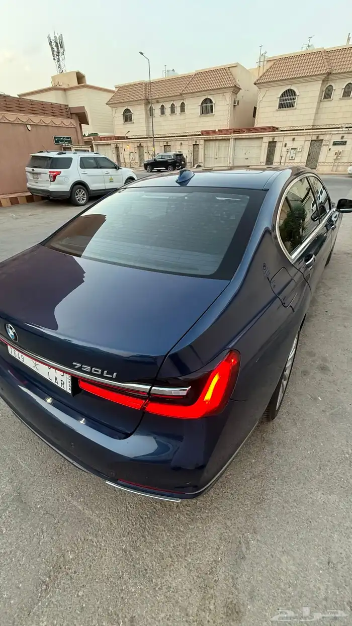 بي ام دبليو 730li 2022 شبه جديده 8