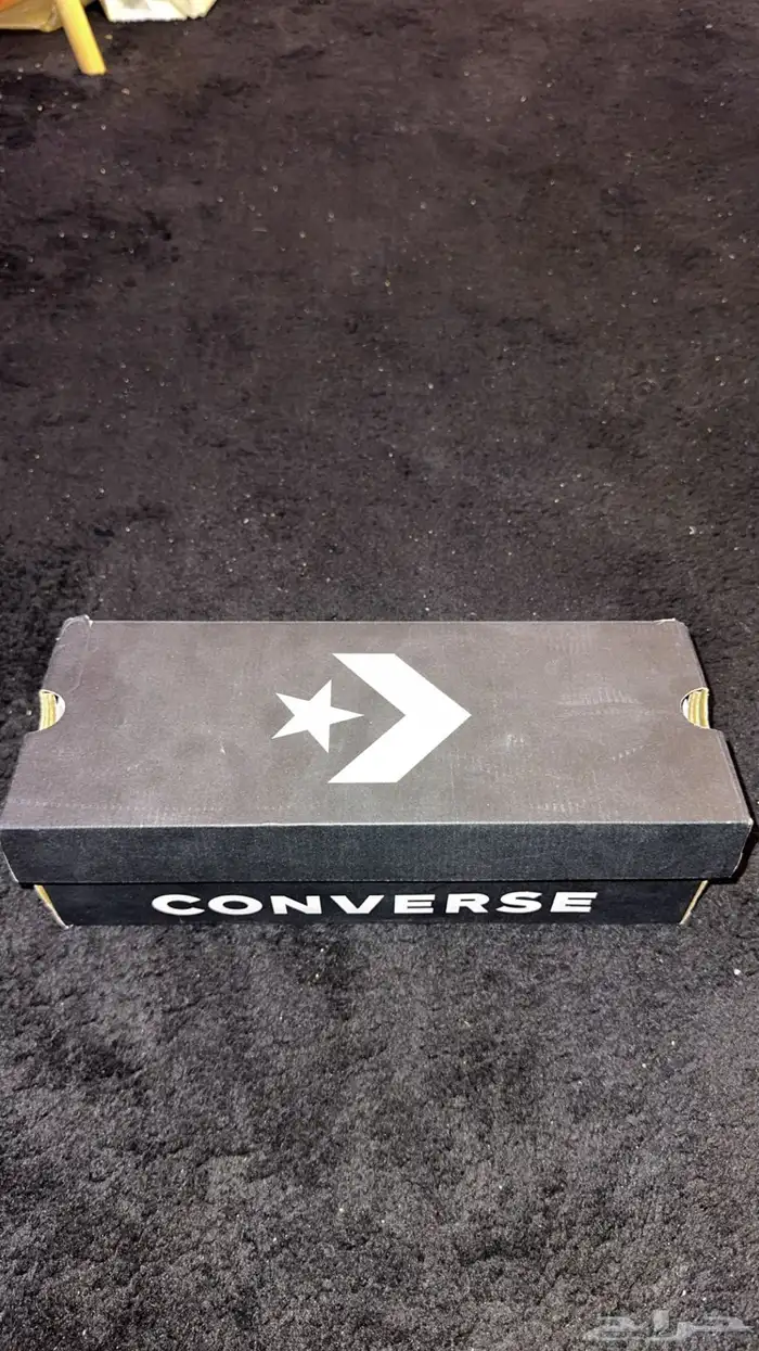 شوزات جديده العدد (5) للبيع shoes  number (5) for sale 5