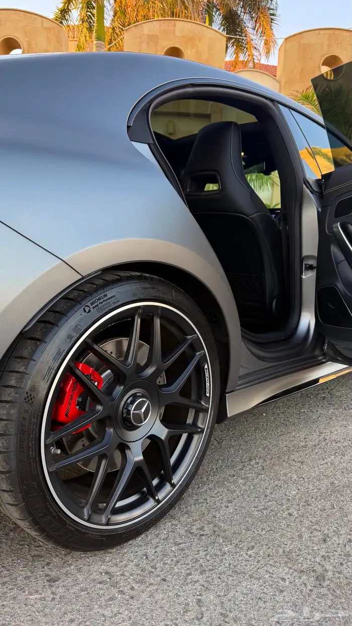 CLA45s Model 2025 km 10 000 8