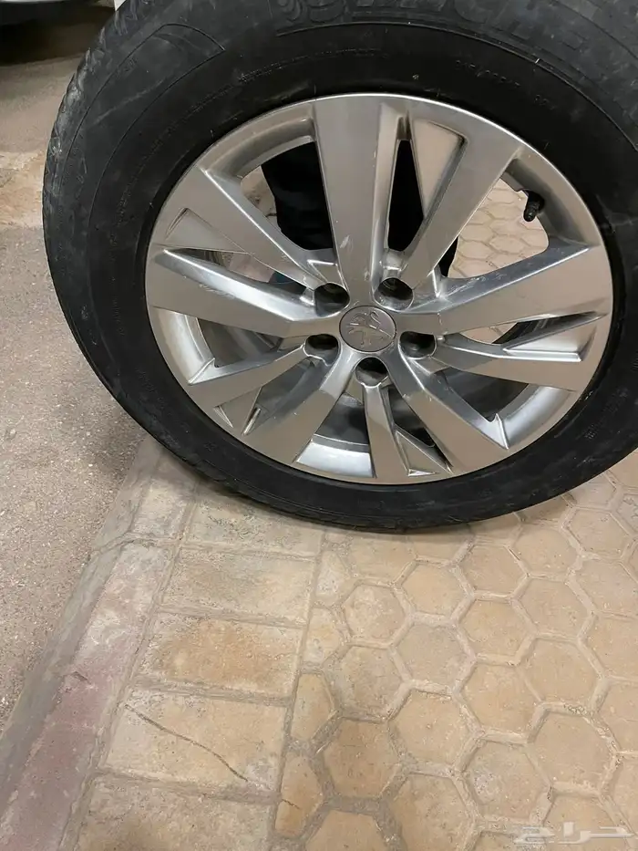 جنط وكفر بيجو 3008 2