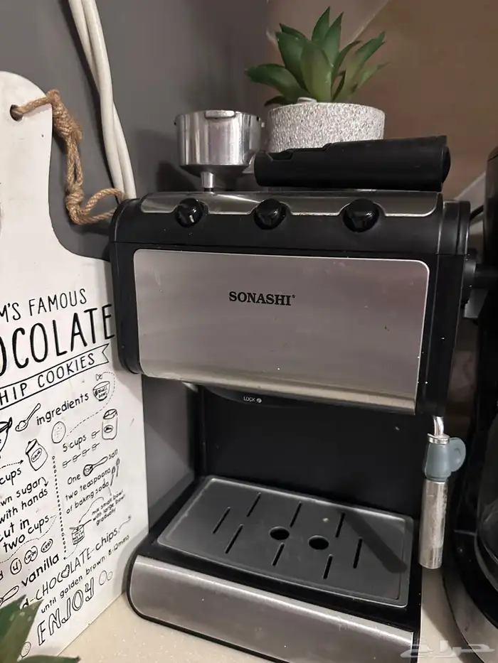 ماكينة قهوة SONASHI بحالة جيدة   فقط 100 ريال 3