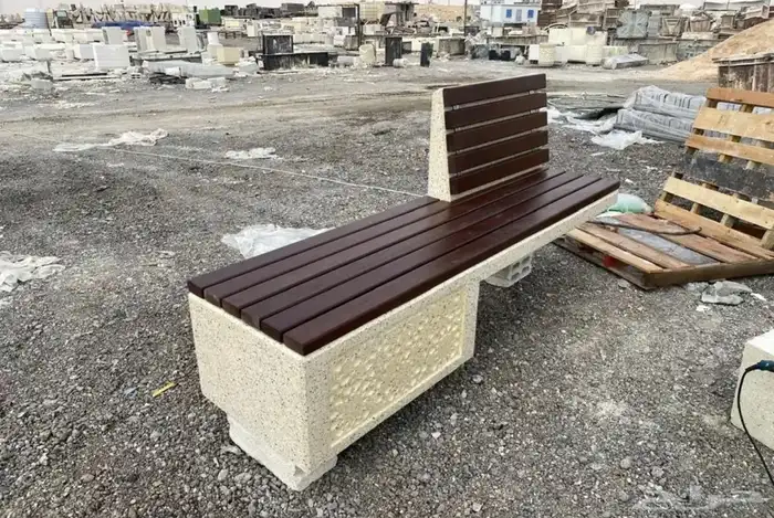 كراسى خرسانية سلات نفايات احواض زراعية مصدات مواقف 3