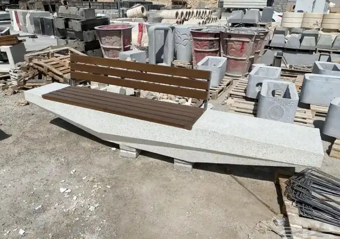 كراسى خرسانية سلات نفايات احواض زراعية مصدات مواقف 2