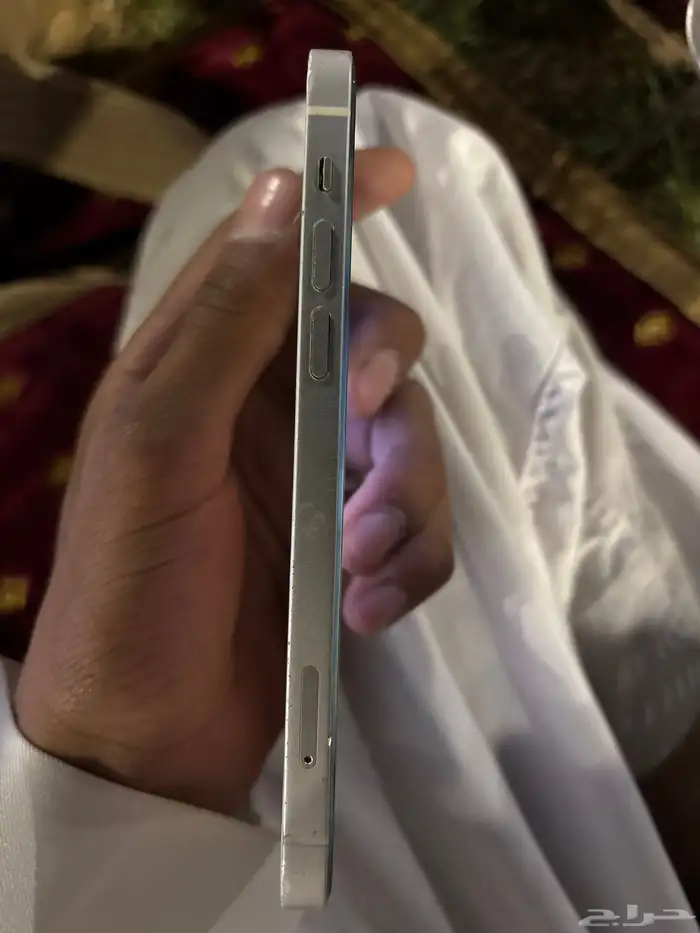 ايفون 12 عادي للبيع 2