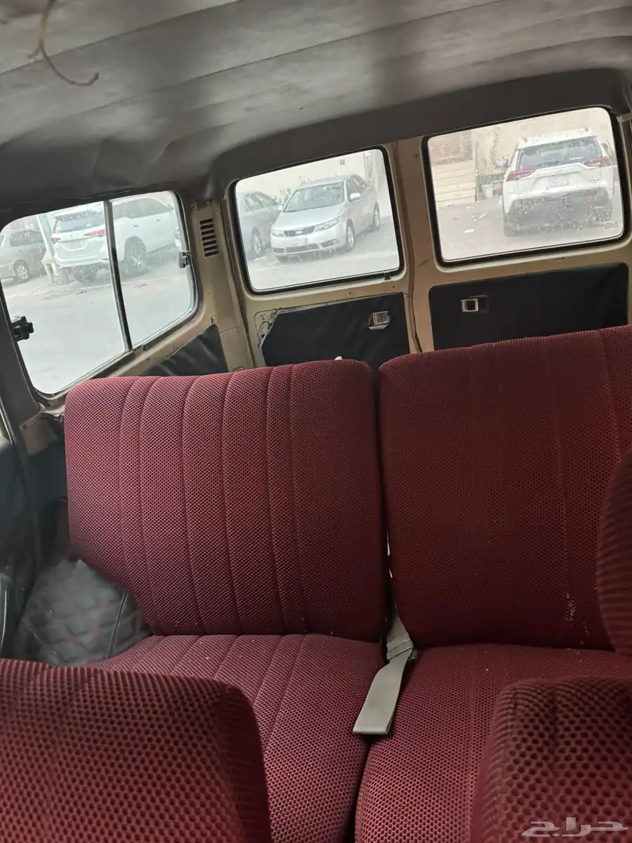 صالون لاندكروزر 4WD 5
