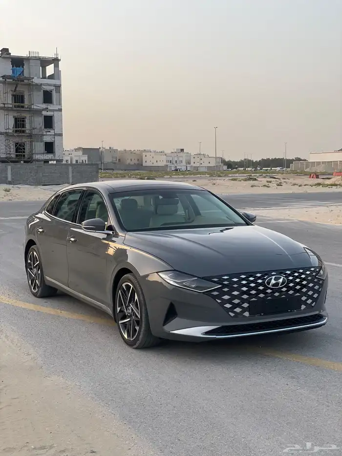 ازيرا 2023 10