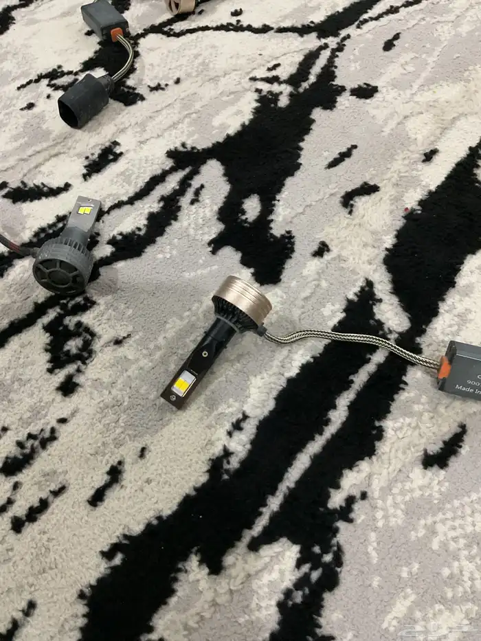 للبيع ليدات فورد 1