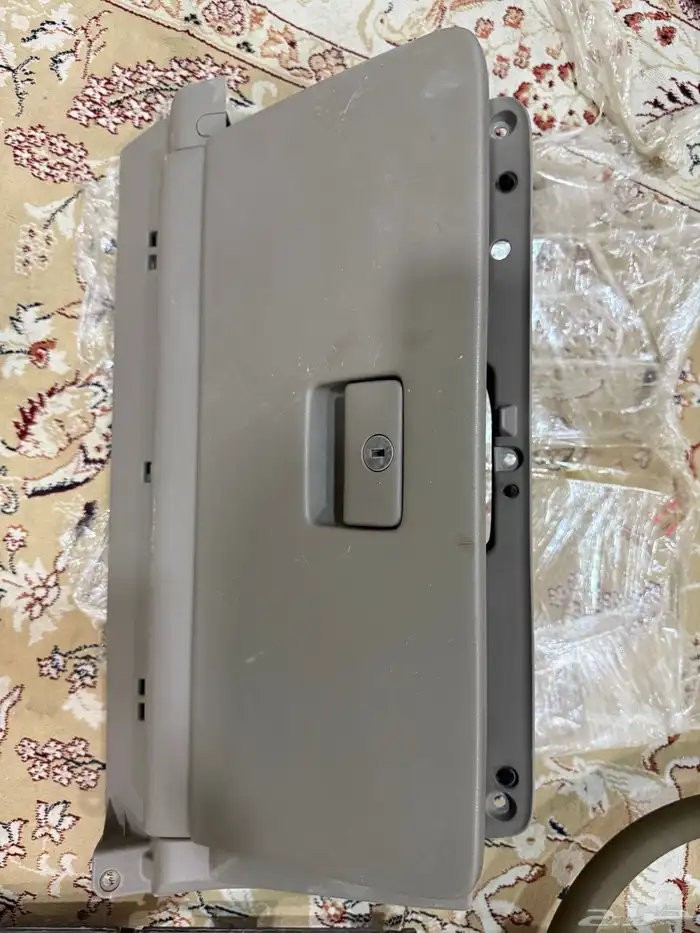 قطع غيار كامري 2003 لين 2006 3