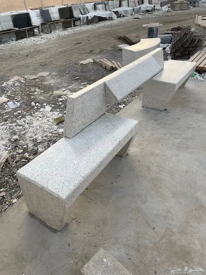 كراسى خرسانية سلات نفايات احواض زراعية مصدات مواقف 41