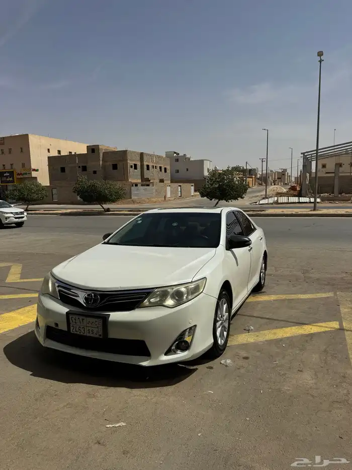 كامري 2014 فل كامل للبيع 15