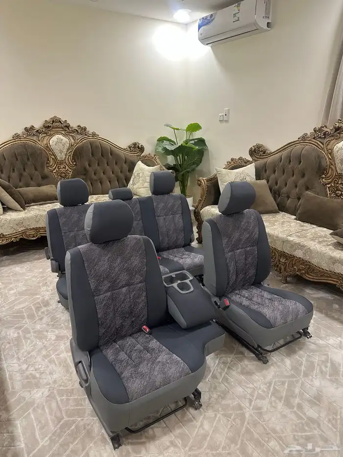 مراتب لاندكروزر 1
