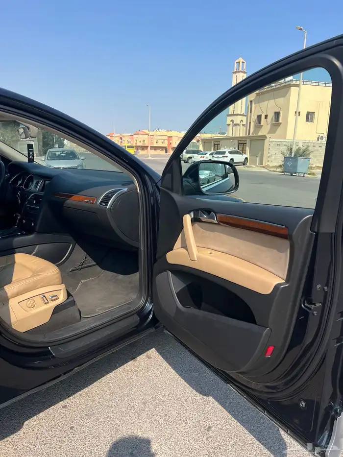 اوديQ7 1