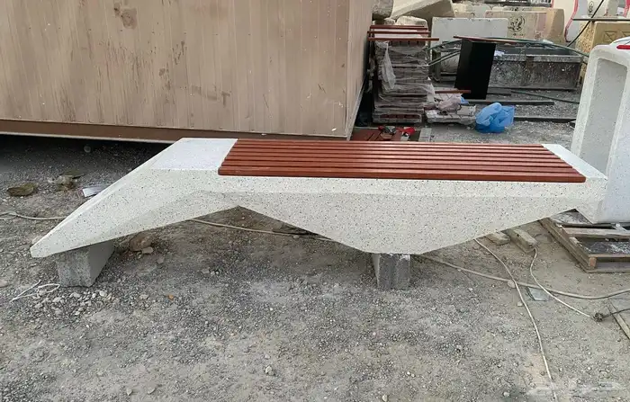 كراسى خرسانية سلات نفايات احواض زراعية مصدات مواقف 19