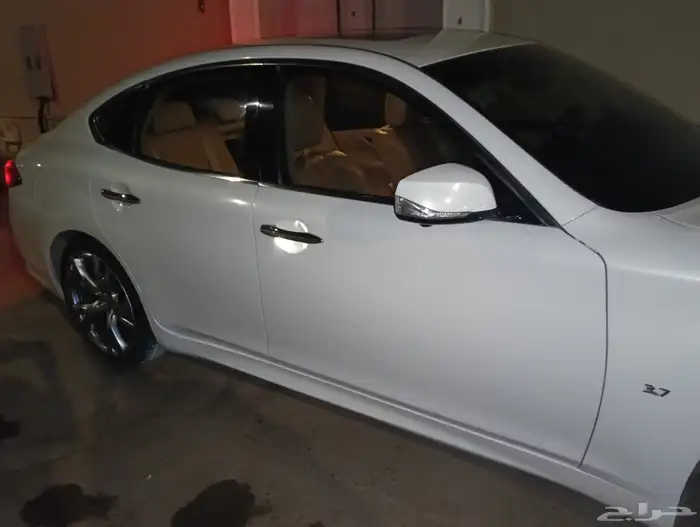 انفنتيQ70 8