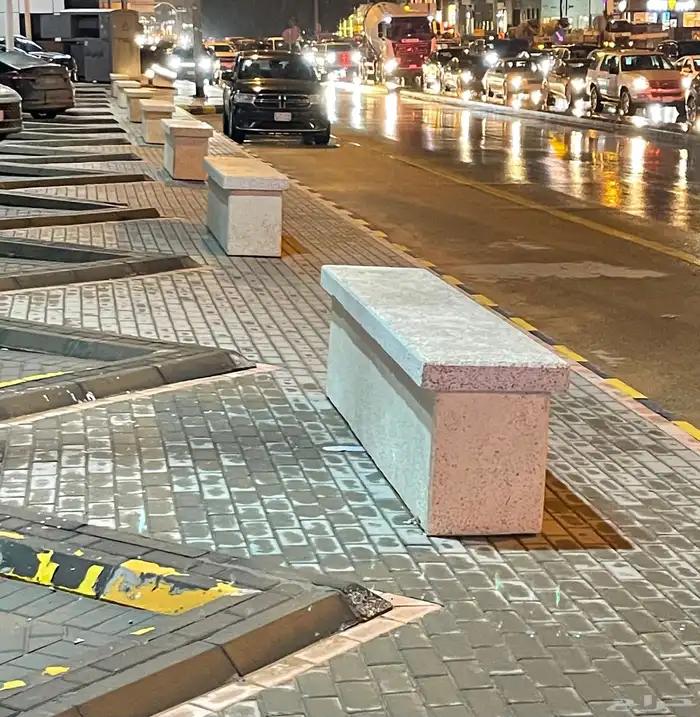 كراسى خرسانية سلات نفايات احواض زراعية مصدات مواقف 27