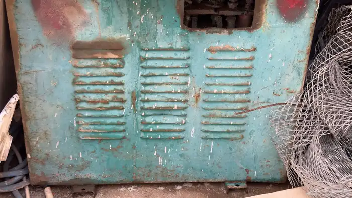 محول كهرباء يعمل مع غطاسات الآبار 1