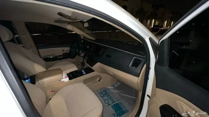 كيا كرنفال نظيفة 2016 6